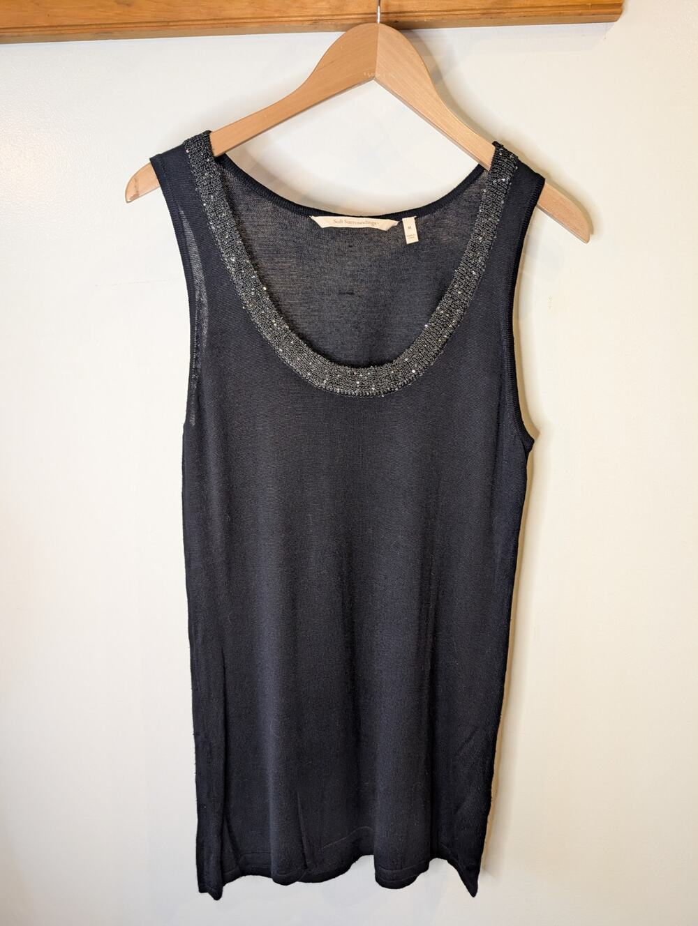 Soft Surroundings Women's Size Medium Black Knit beaded neck tank top sleeveless